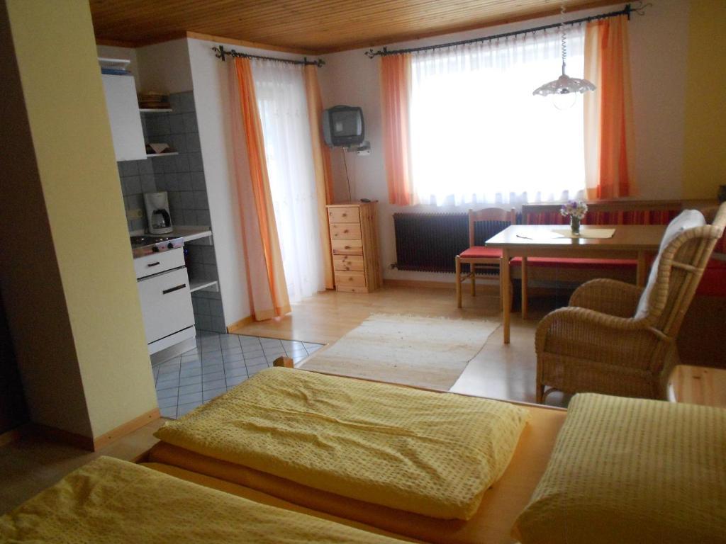 Apartament Haus Moni Mauterndorf  Pokój zdjęcie